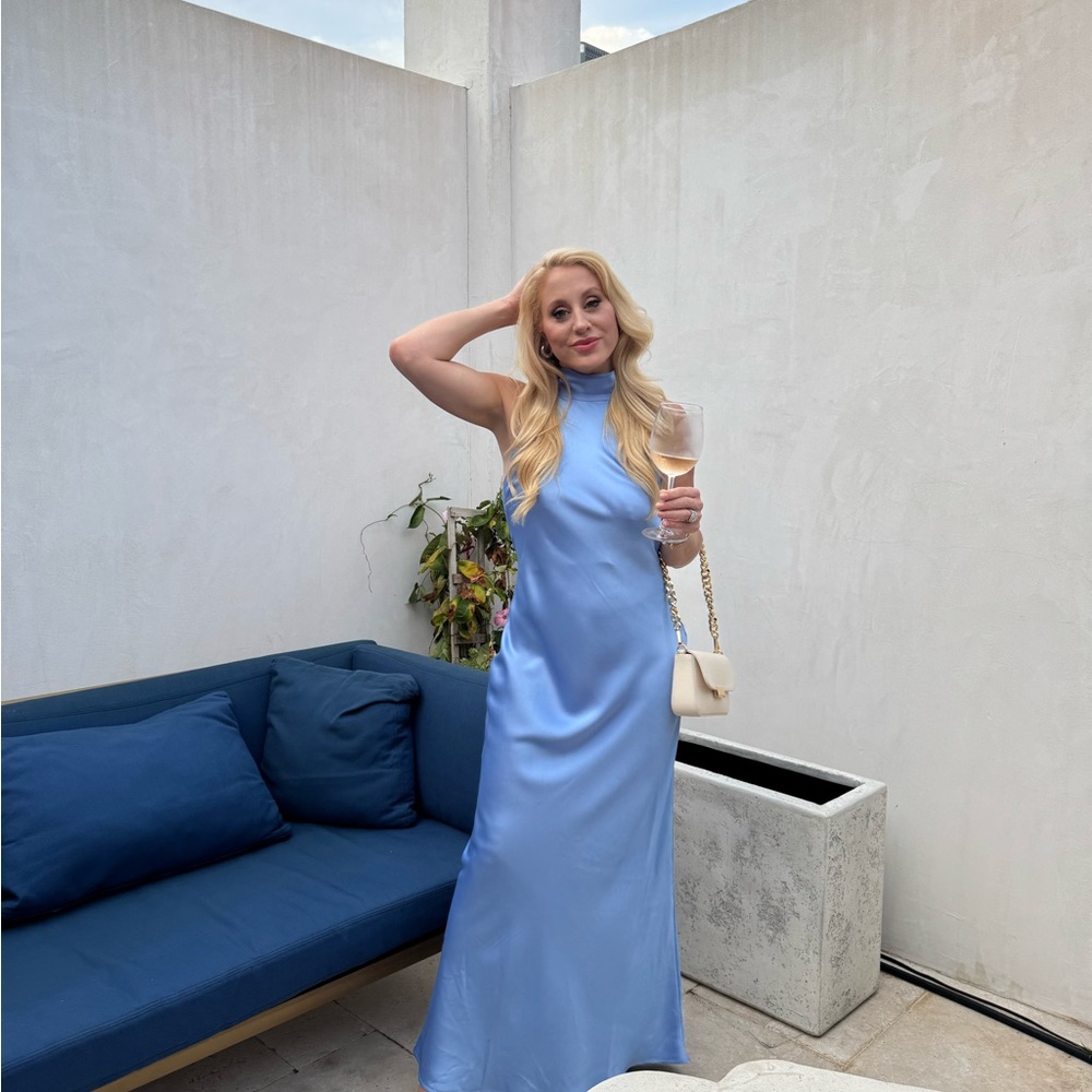 Elegant Blue Sleeveless Dress